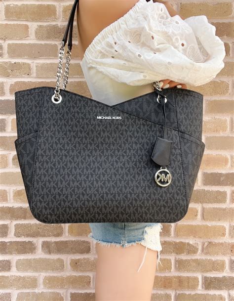 michael kors large chain shoulder tote black